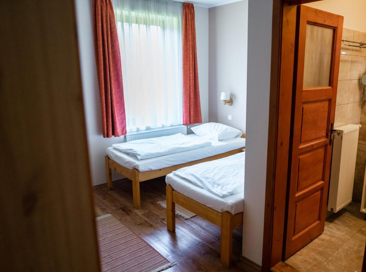 Anna Panzio Hotel Dunavarsány Buitenkant foto