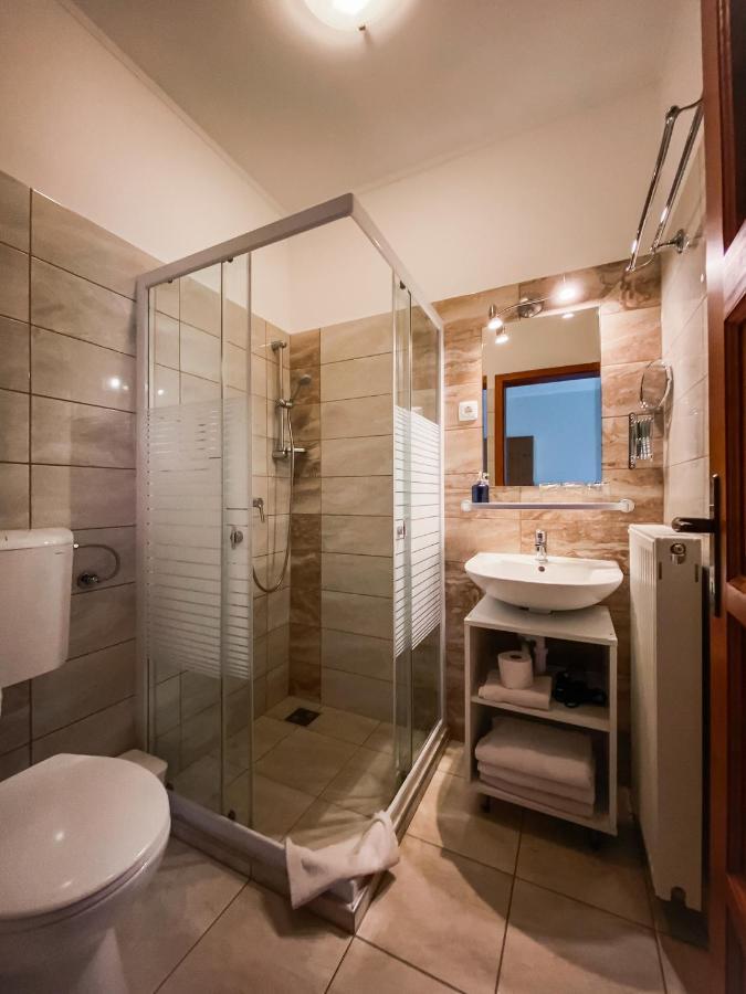 Anna Panzio Hotel Dunavarsány Buitenkant foto