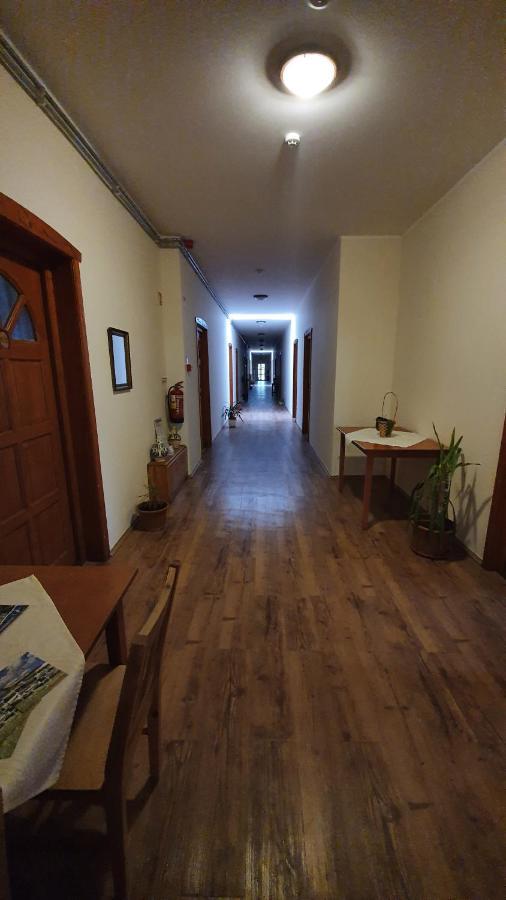 Anna Panzio Hotel Dunavarsány Buitenkant foto