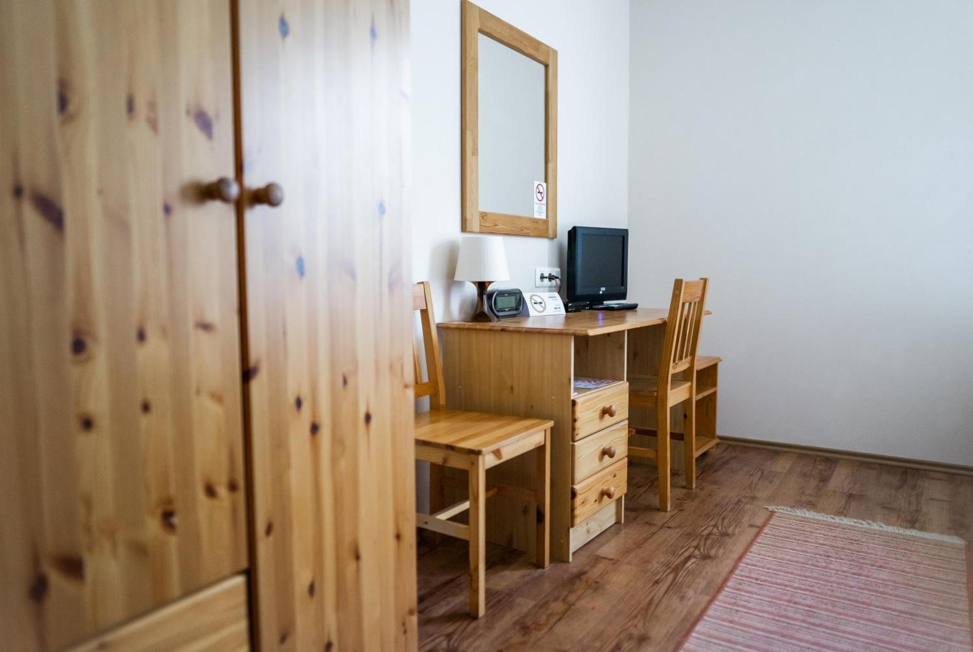 Anna Panzio Hotel Dunavarsány Buitenkant foto
