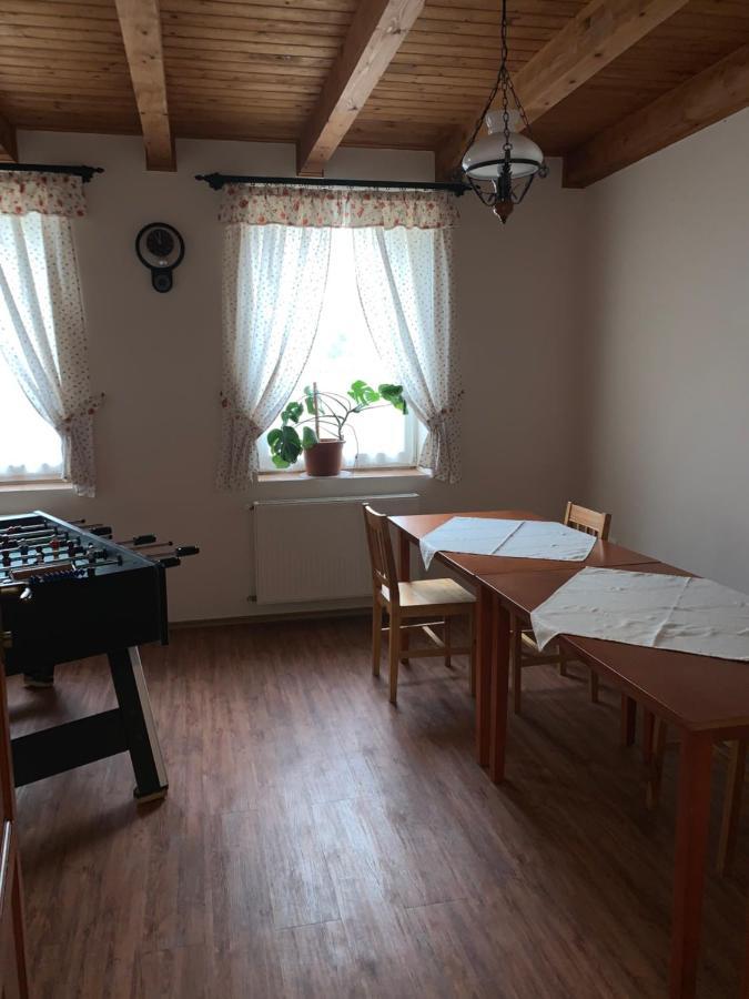 Anna Panzio Hotel Dunavarsány Buitenkant foto